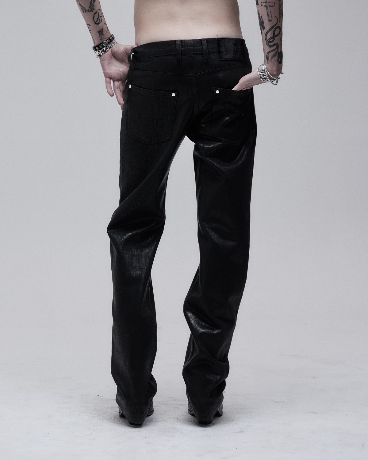 Waxed Hollywood Mid-Rise jean in black, back view on model