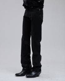 Waxed Hollywood Low-Rise jean in black, side view on model